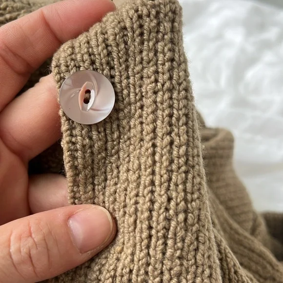 Vintage Cashmere Cardigan - Picture 6 of 9